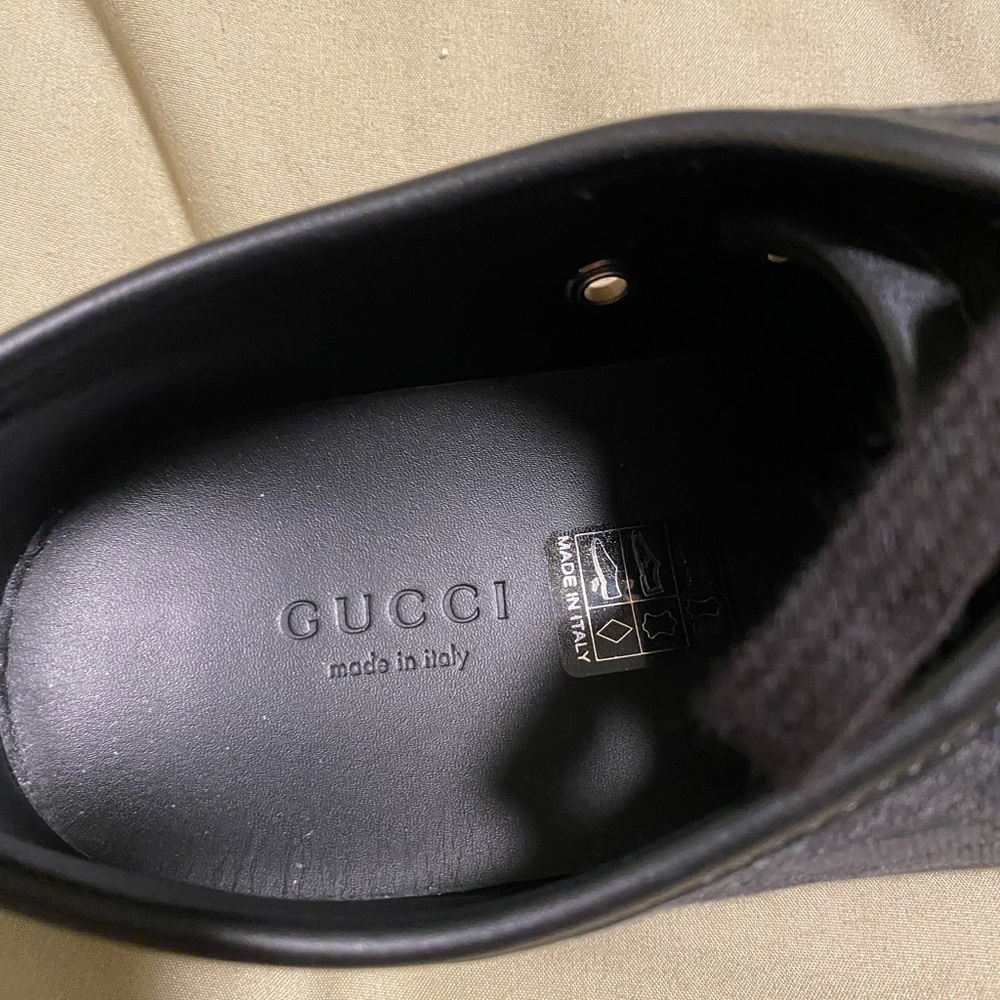 100% Authentic Gucci shoes size 9 perfect condition black canvas - Picture 11 of 12